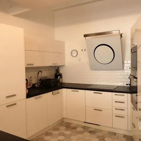 Daire Loft Tres Calme Centre De